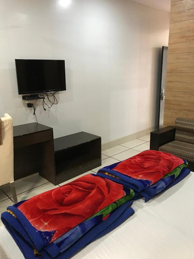 Bulandshahr Hotel Natraj מראה חיצוני תמונה