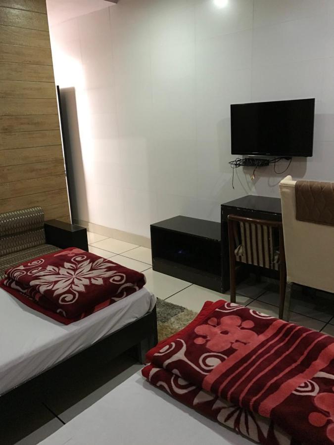 Bulandshahr Hotel Natraj מראה חיצוני תמונה