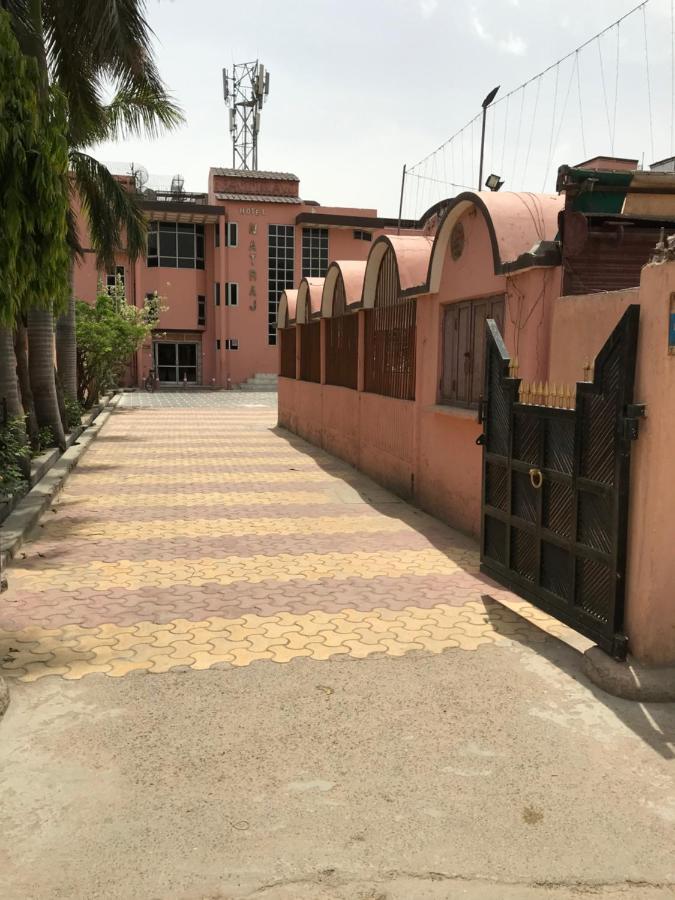 Bulandshahr Hotel Natraj מראה חיצוני תמונה