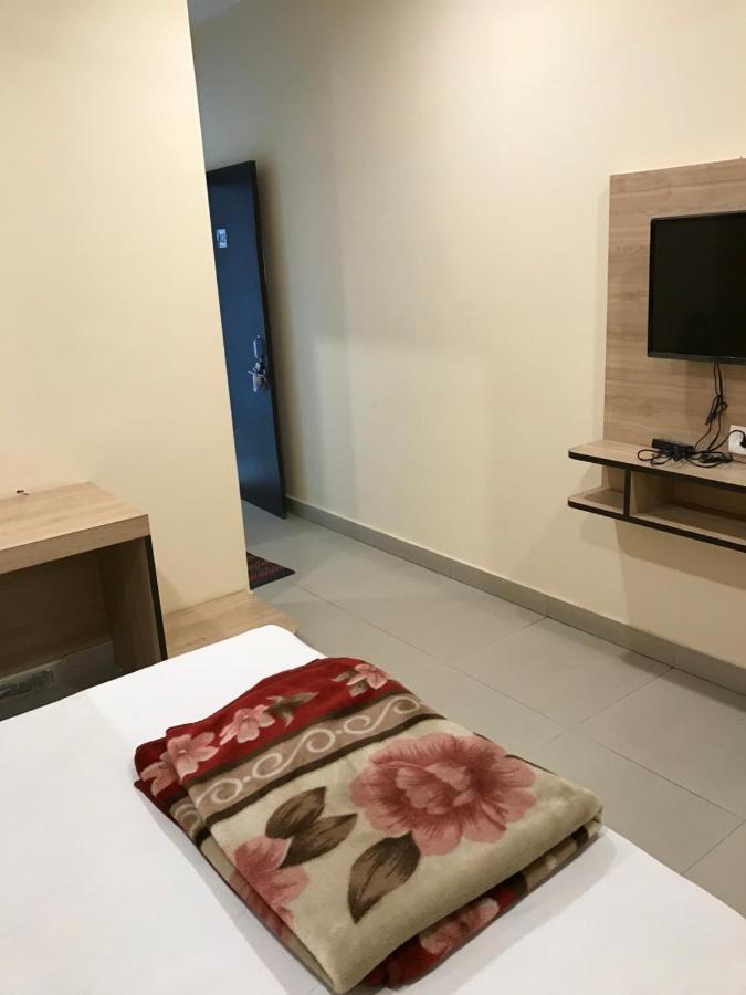 Bulandshahr Hotel Natraj מראה חיצוני תמונה